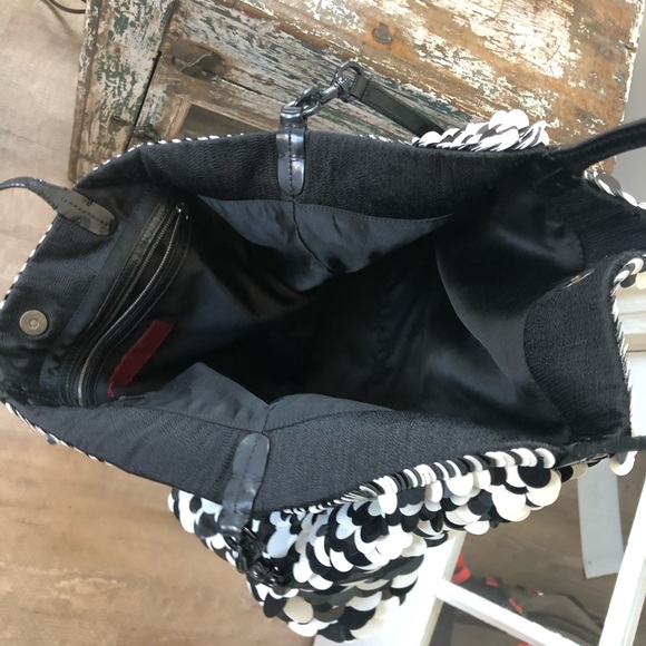 Valentino Purse - Picture 6 of 8